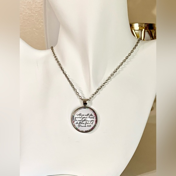 Faith based pendant necklace. - Picture 3 of 3